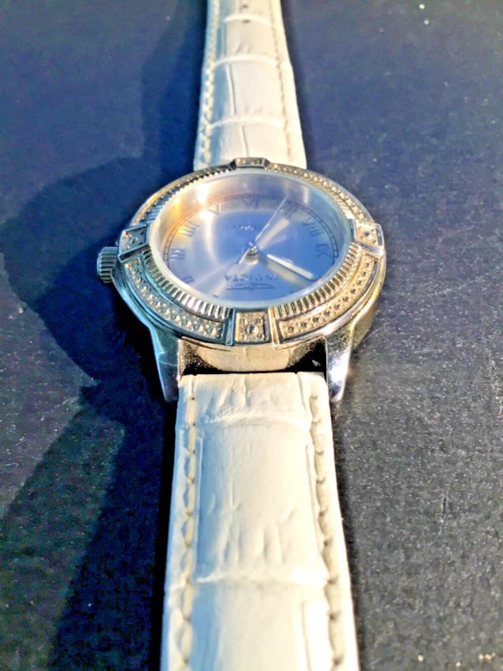 Invicta Angel Lady Model 14933 - Ladies Watch Quartz - Picture 4 of 11
